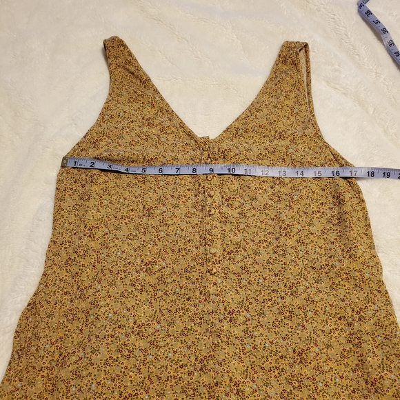 American Eagle Floral V-neck Sleeveless Romper - Picture 5 of 10